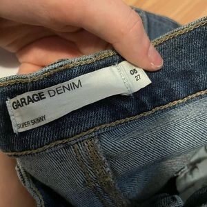 BRAND NEW GARAGE JEANS